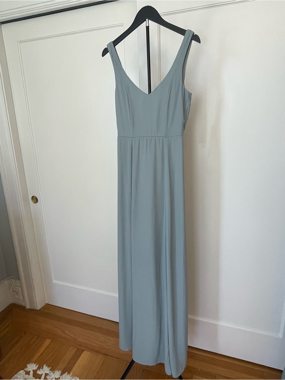 Show Me Your MuMu Sage Green Sleeveless V-Neck Maxi Dress
